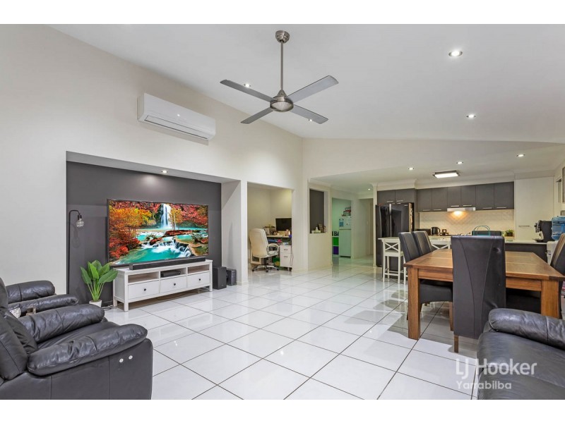 24 Treeline Circuit, Yarrabilba QLD 4207