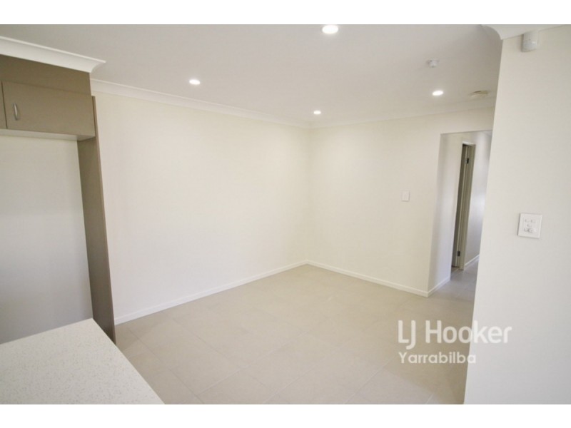 6a Chandon Court, Hillcrest QLD 4118