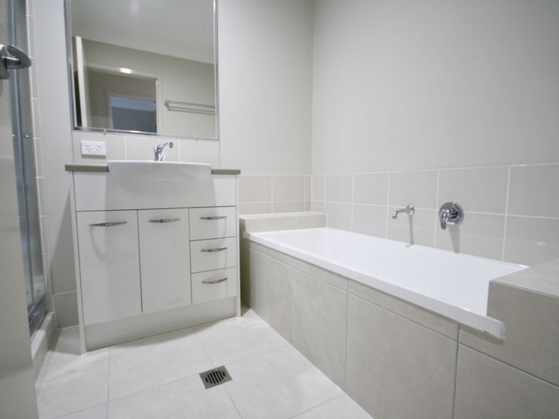 39 Leland Street, Yarrabilba QLD 4207