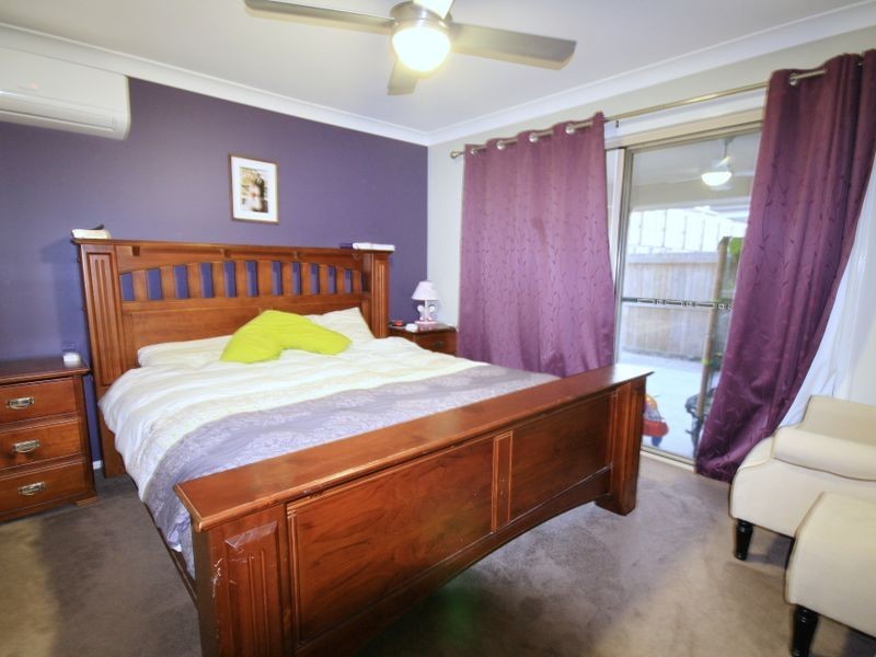 5 Huggins Avenue, Yarrabilba QLD 4207
