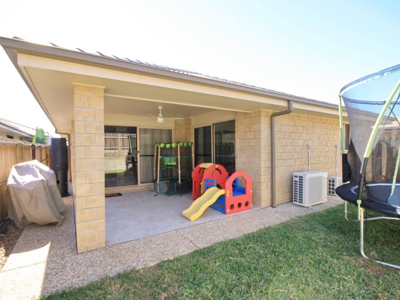 5 Huggins Avenue, Yarrabilba QLD 4207