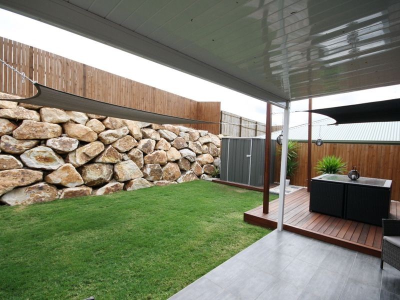 8 Carpenter Street, Yarrabilba QLD 4207