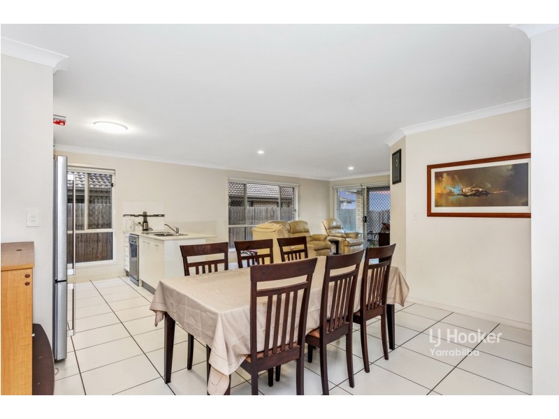 6 Babich Court, Holmview QLD 4207