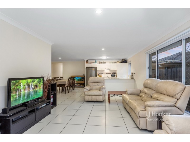 6 Babich Court, Holmview QLD 4207