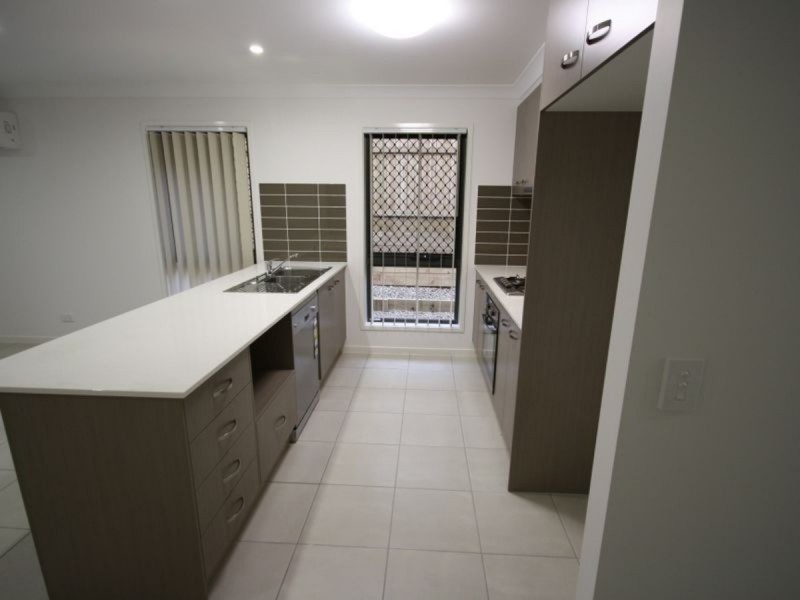 30 Bailey Street, Yarrabilba QLD 4207