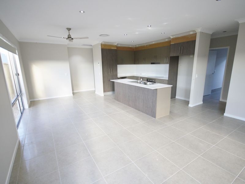 22 Leland Street, Yarrabilba QLD 4207