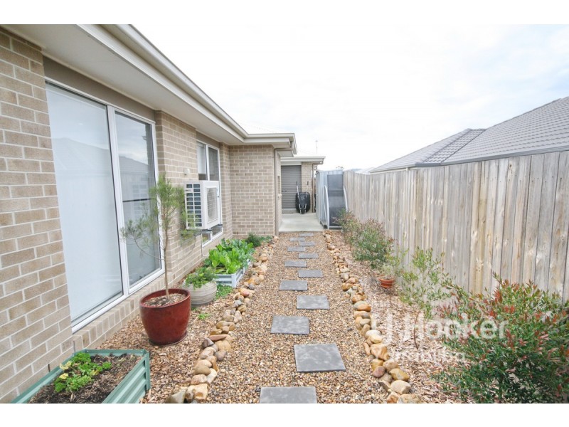 82 Tallwoods Circuit, Yarrabilba QLD 4207
