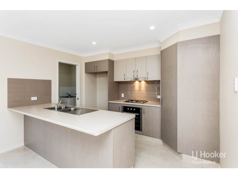 2/13 Bright Street, Yarrabilba QLD 4207