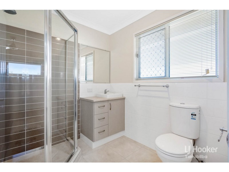 2/13 Bright Street, Yarrabilba QLD 4207