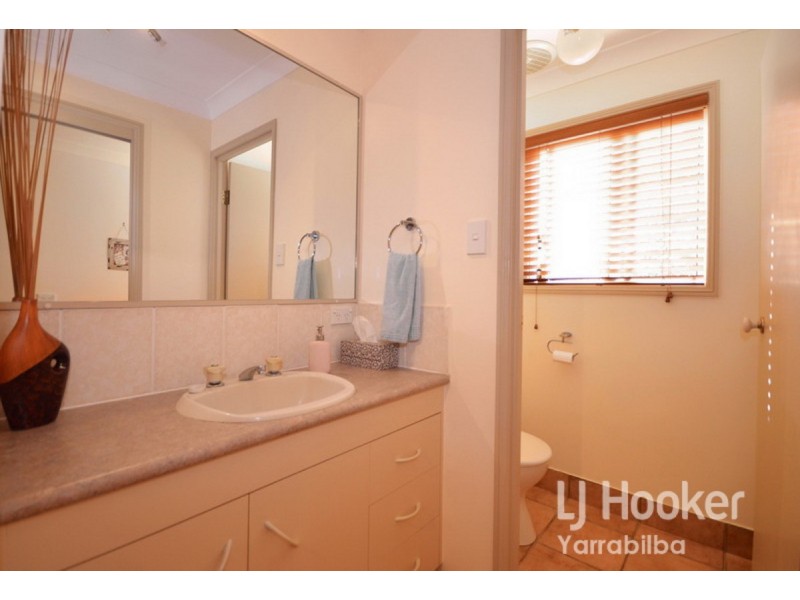 15 Walker Drive, Kooralbyn QLD 4285