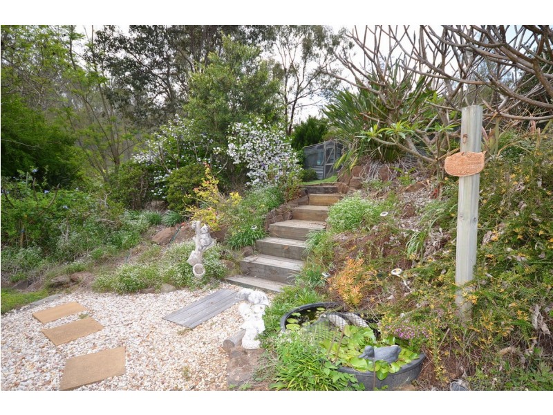 15 Walker Drive, Kooralbyn QLD 4285