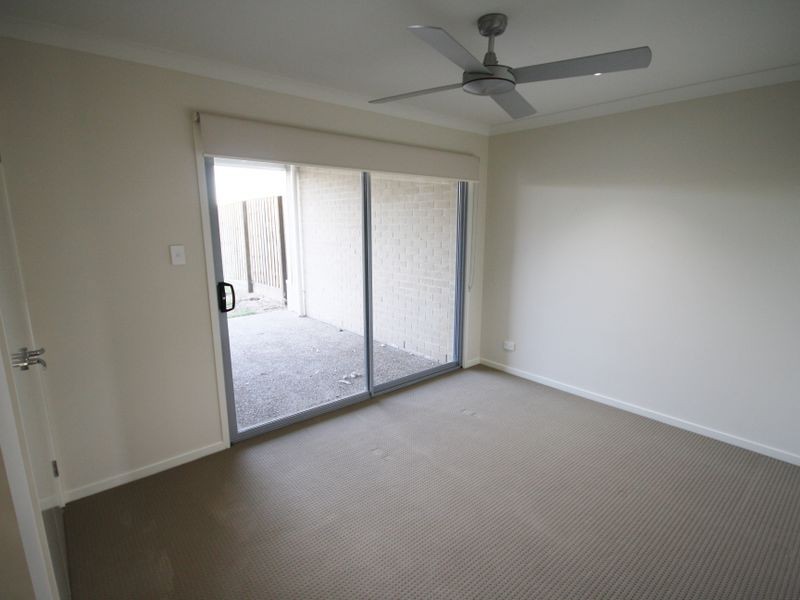 4 Peak Lane, Yarrabilba QLD 4207