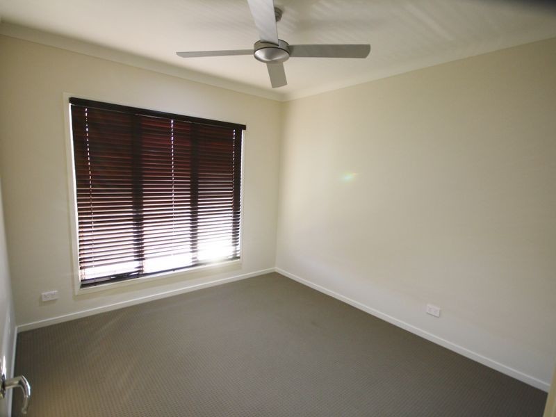 4 Peak Lane, Yarrabilba QLD 4207