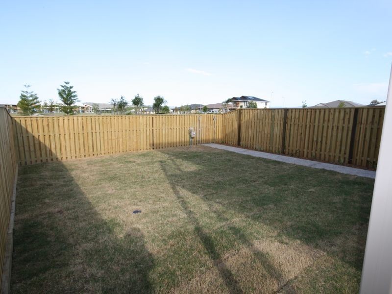 4 Peak Lane, Yarrabilba QLD 4207