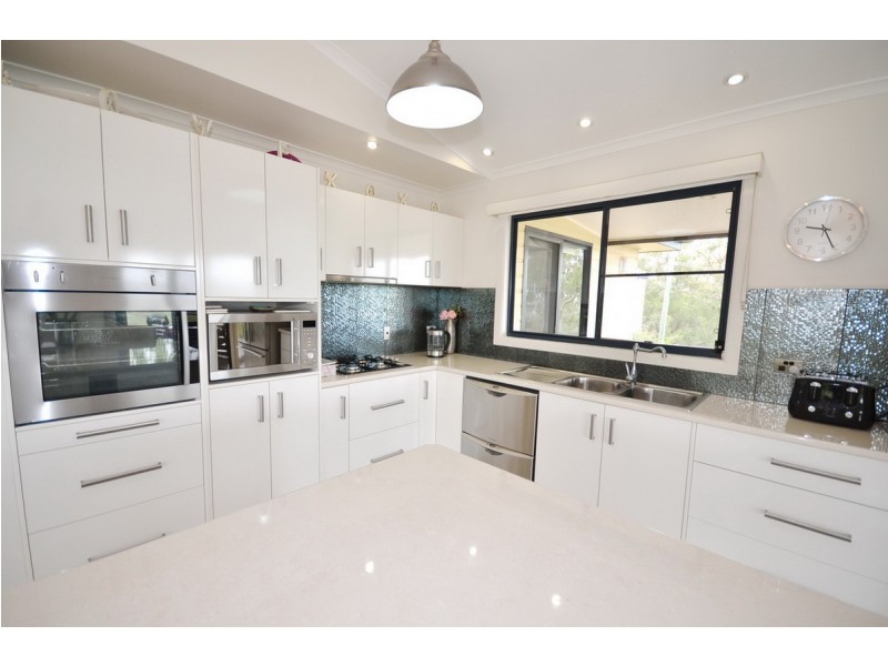 53 White Place, Kooralbyn QLD 4285