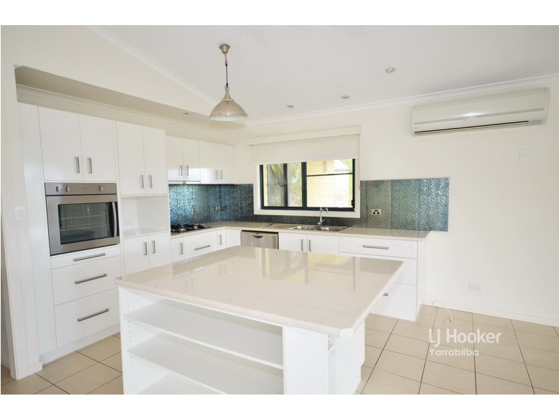 53 White Place, Kooralbyn QLD 4285