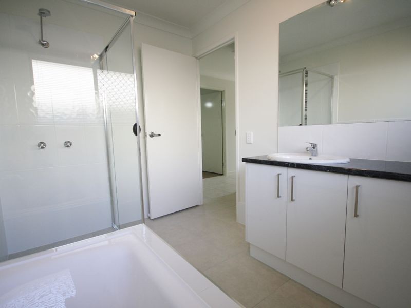 15 Seawest Street, Yarrabilba QLD 4207