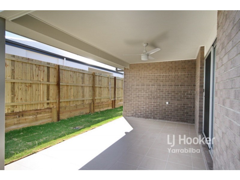 6b Chandon Court, Hillcrest QLD 4118