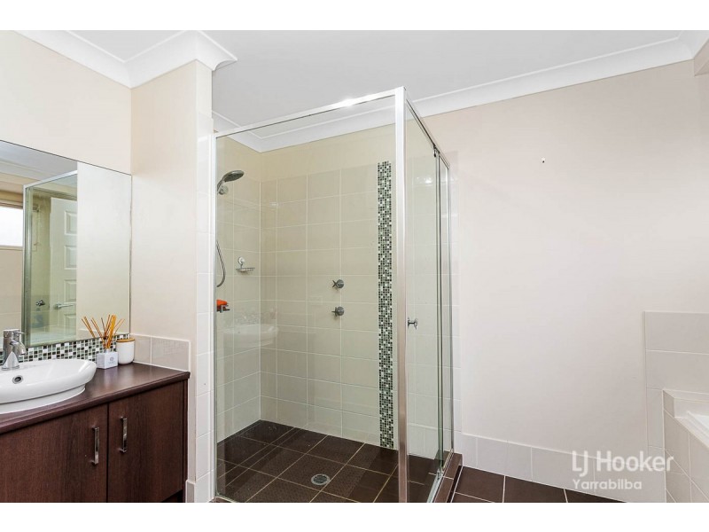 49 Francis Close, Kooralbyn QLD 4285