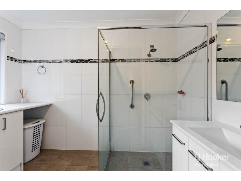 184-188 Walker Drive, Kooralbyn QLD 4285