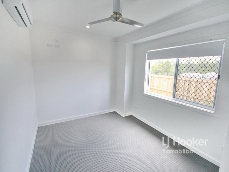 2/10 Diller Drive, Crestmead QLD 4132