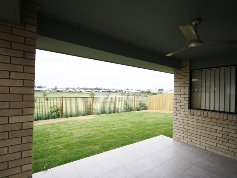 3 Moonstone Lane, Logan Reserve QLD 4133