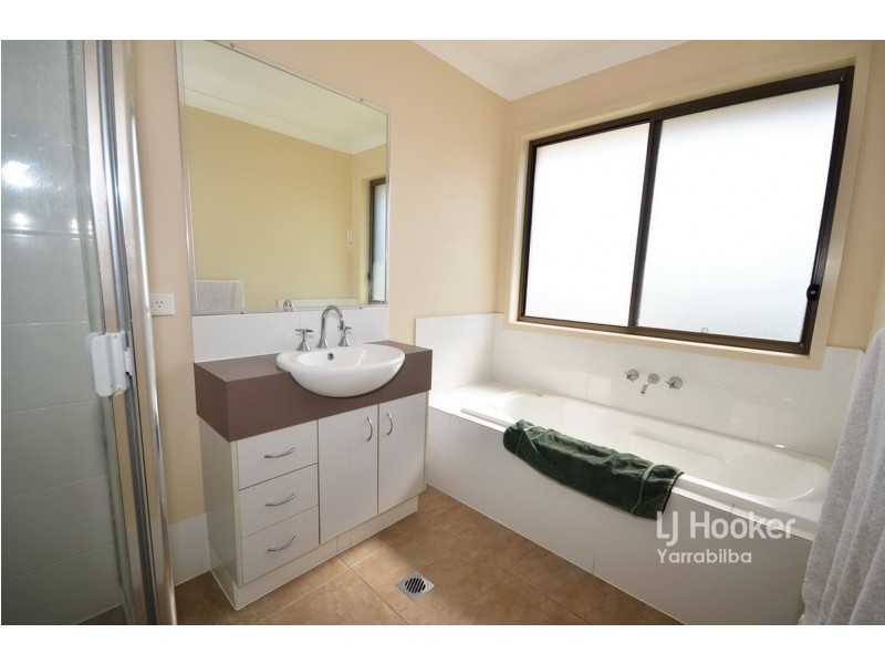 33 Meridian Way, Beaudesert QLD 4285