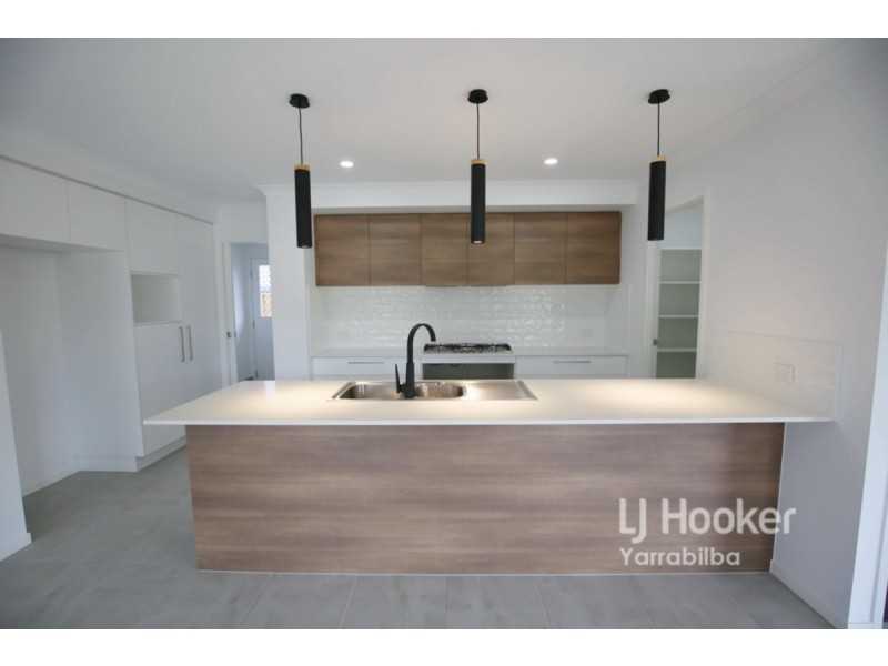 19 Feathertail Street, Bahrs Scrub QLD 4207