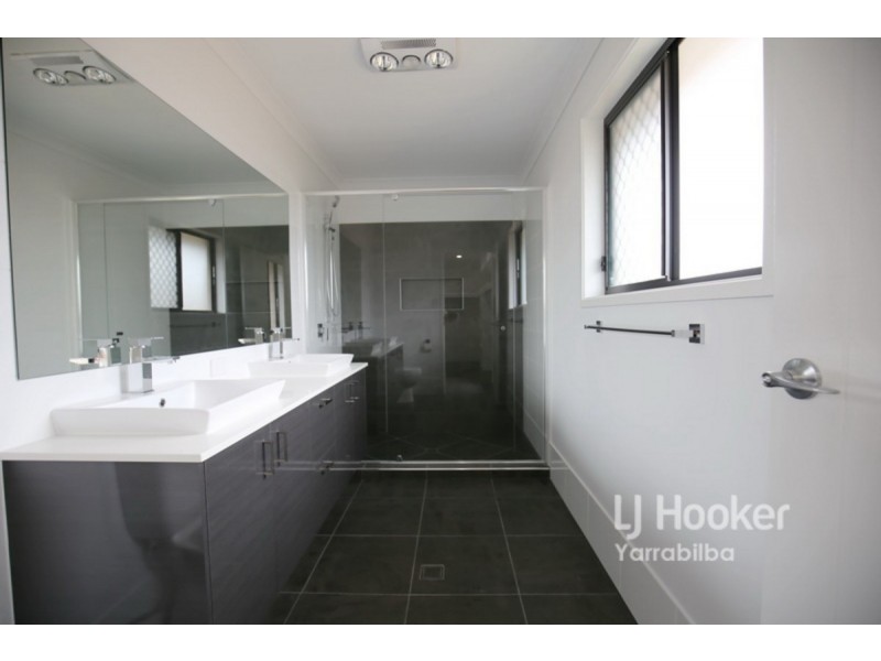 19 Feathertail Street, Bahrs Scrub QLD 4207