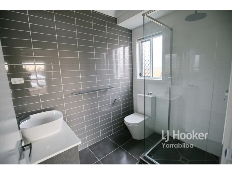 1/22 Chandon Court, Hillcrest QLD 4118