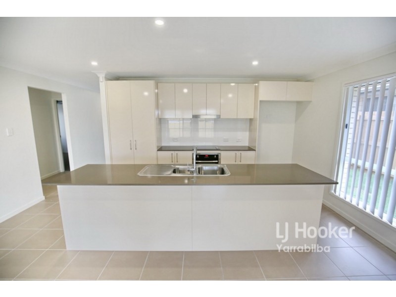 8 Lowthers Street, Yarrabilba QLD 4207