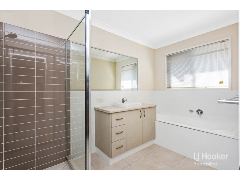 2/13 Bright Street, Yarrabilba QLD 4207