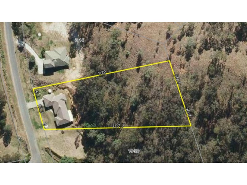 16 Smales Close, Kooralbyn QLD 4285