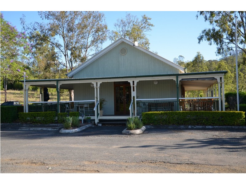 16 Smales Close, Kooralbyn QLD 4285