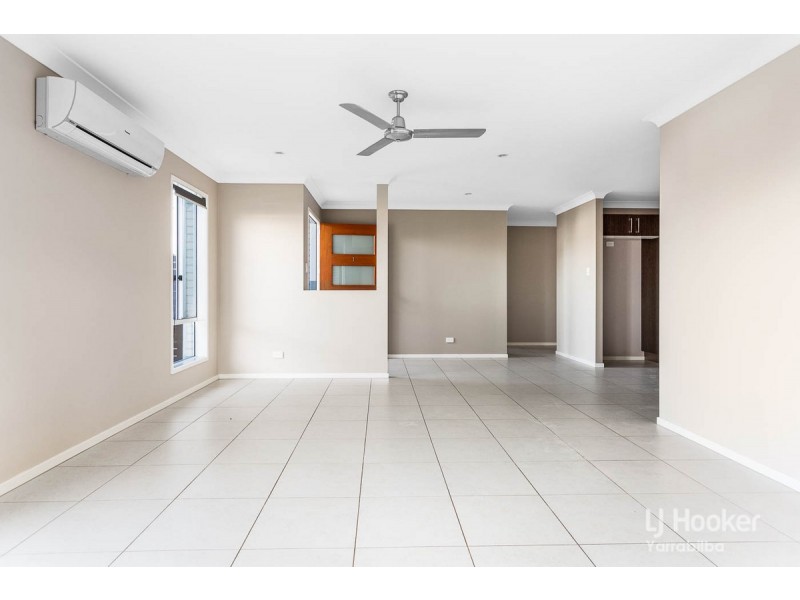 1/14 MacNab Street, Yarrabilba QLD 4207