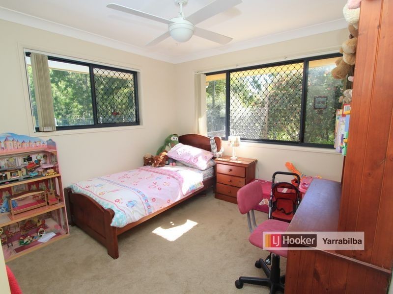 30 Smales Close, Kooralbyn QLD 4285