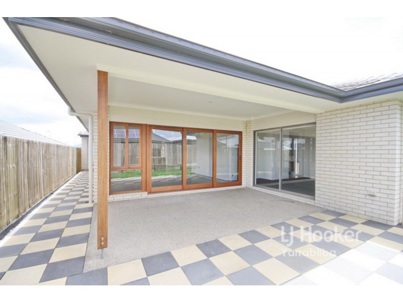 11 Tappen Street, Yarrabilba QLD 4207