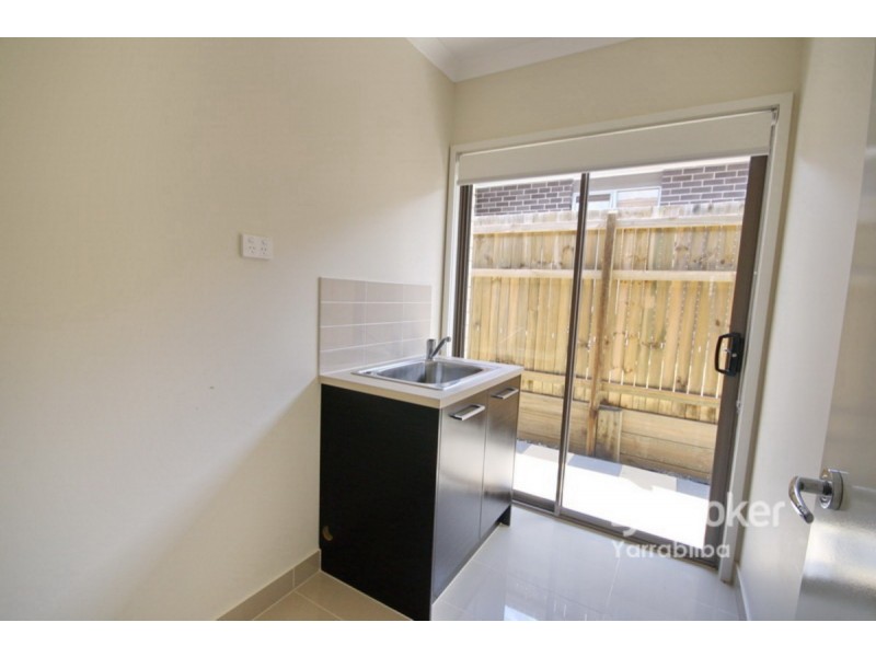 11 Tappen Street, Yarrabilba QLD 4207