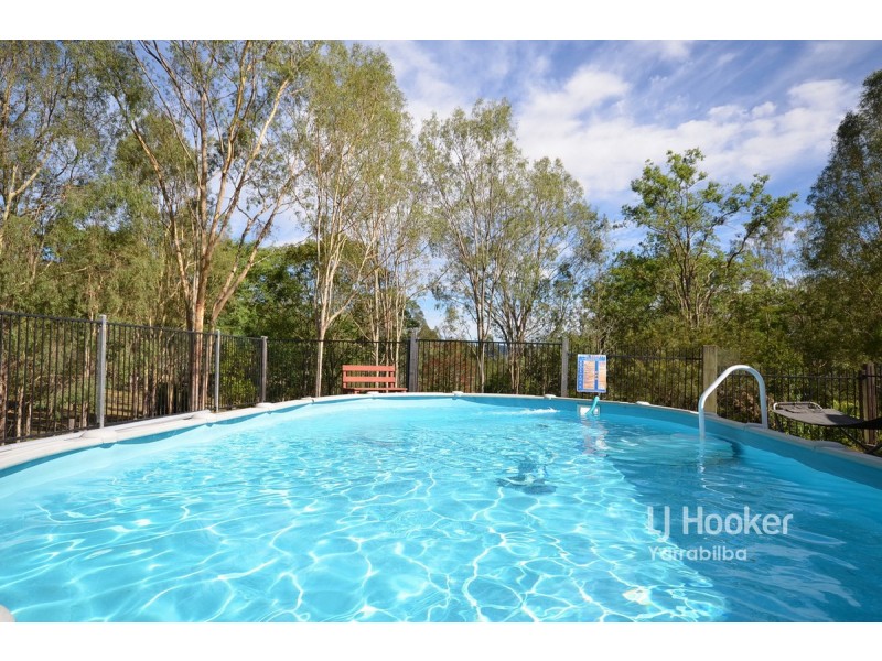 30 Smales Close, Kooralbyn QLD 4285