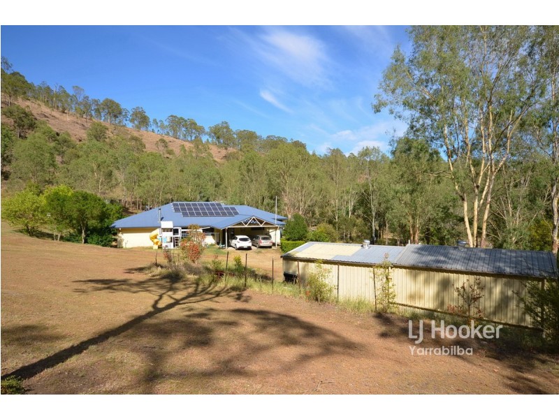 30 Smales Close, Kooralbyn QLD 4285