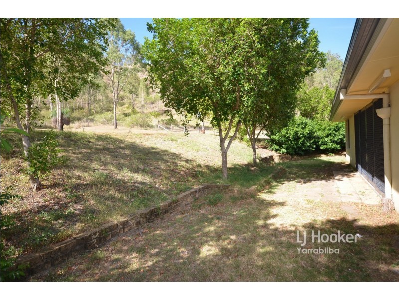 30 Smales Close, Kooralbyn QLD 4285