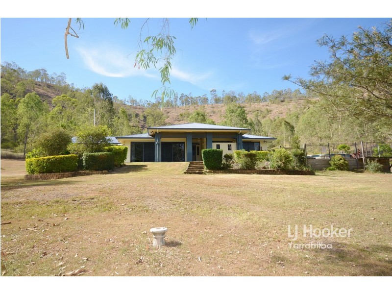 30 Smales Close, Kooralbyn QLD 4285