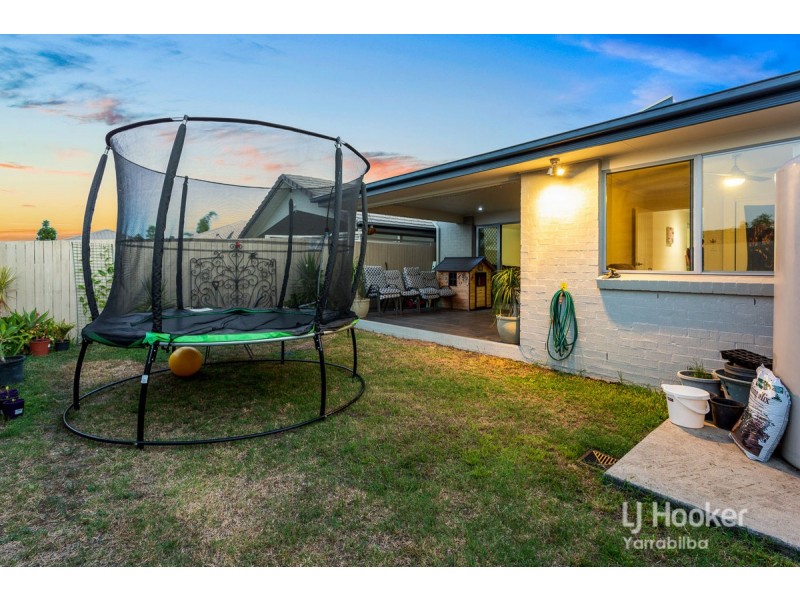 4 Treetops Street, Yarrabilba QLD 4207