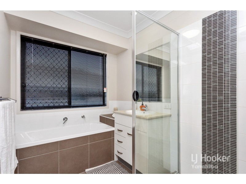 61 Huggins Avenue, Yarrabilba QLD 4207