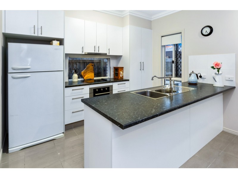 6 Peabody Lane, Yarrabilba QLD 4207