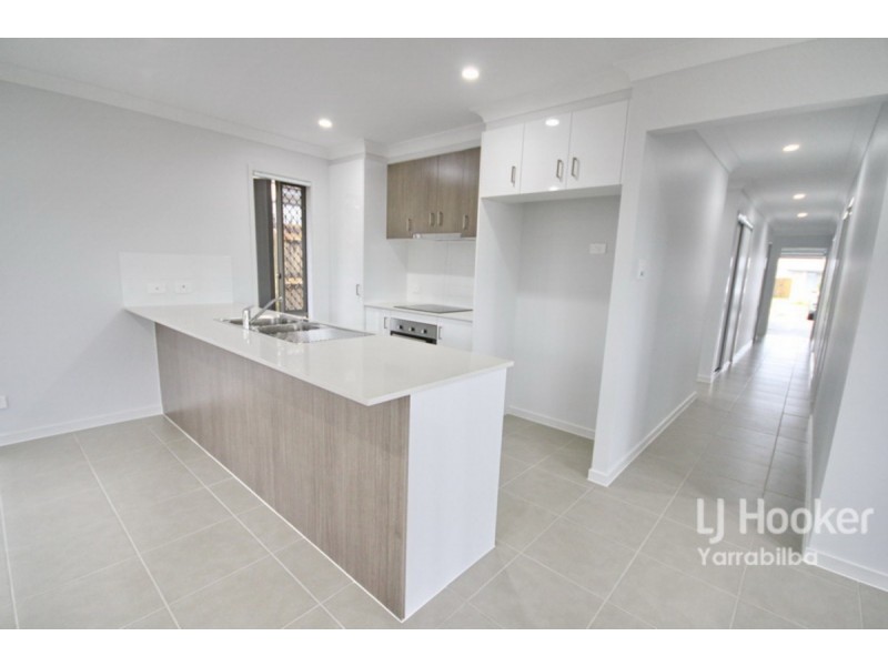 8 Splendour Circuit, Yarrabilba QLD 4207