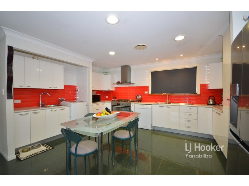 172 – 176 Walker Drive, Kooralbyn QLD 4285