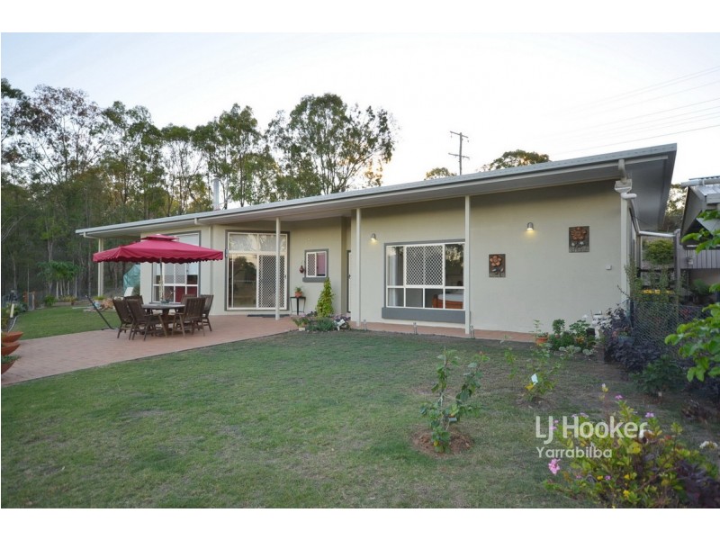 172 – 176 Walker Drive, Kooralbyn QLD 4285