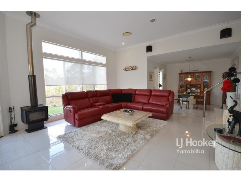 172 – 176 Walker Drive, Kooralbyn QLD 4285