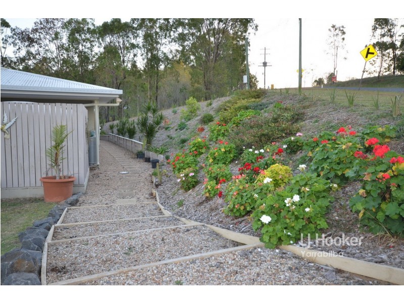 172 – 176 Walker Drive, Kooralbyn QLD 4285